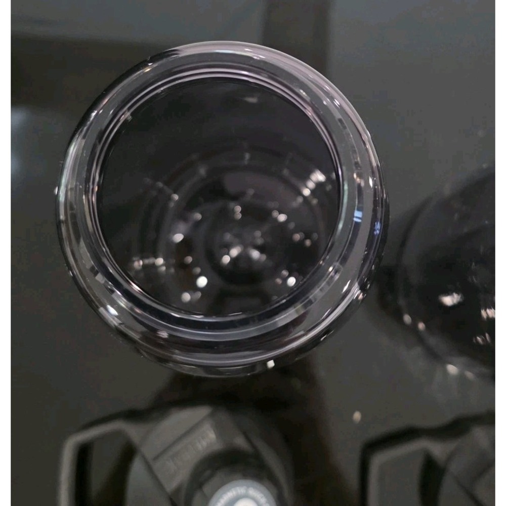 2pc CamelBak Magnetic Cap Chute Water Bottle Clear BLK 32oz/1L &  48oz/ 1.5L‎ - Picture 6 of 11